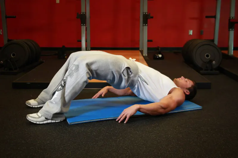 Glute bridge, eindpositie